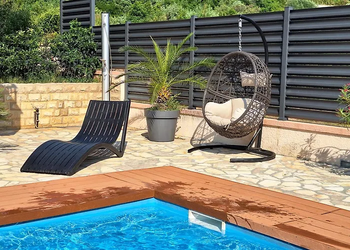 דירה Maja With Private Pool
