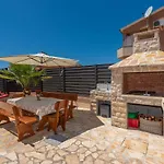 Apartament Maja With Private Pool