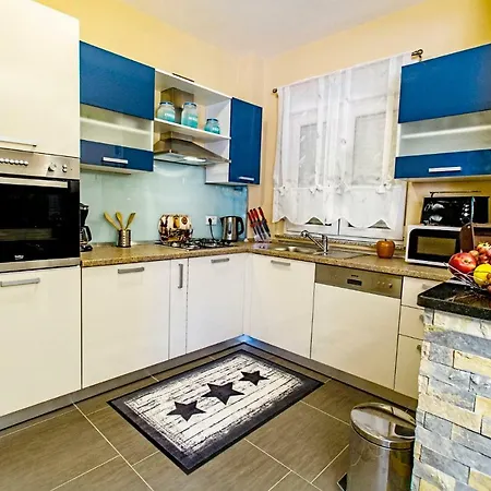דירה Maja With Private Pool *