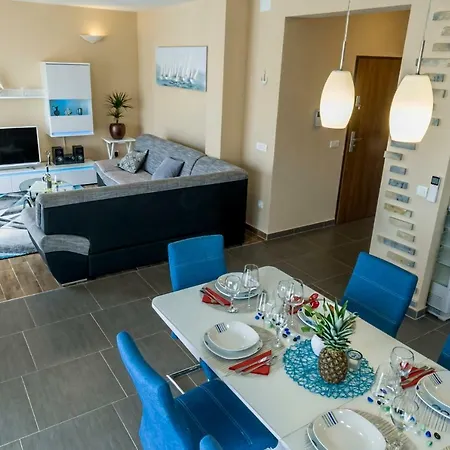 Maja With Private Pool Apartman *