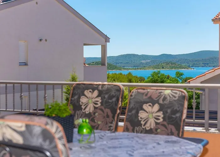 Apartment Maja With Private Pool