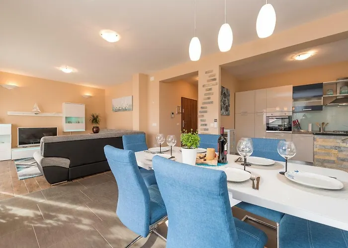 Apartment Maja With Private Pool *