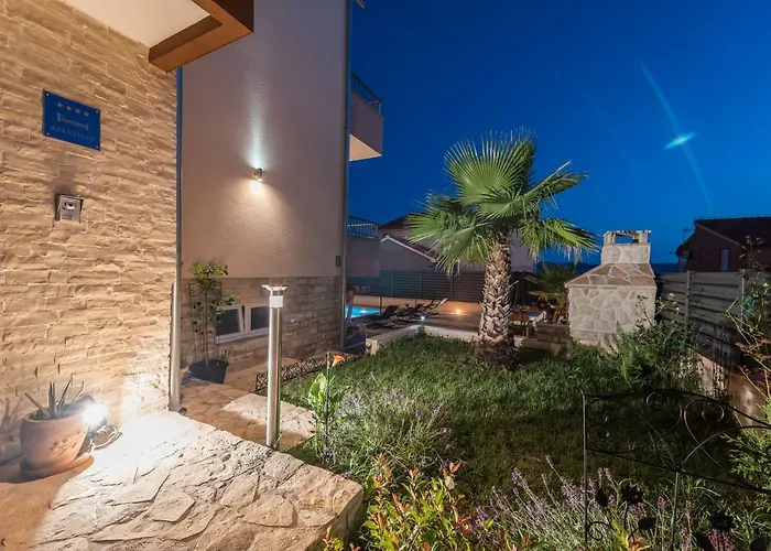 Maja With Private Pool Apartment Sveti Petar (Zadar)