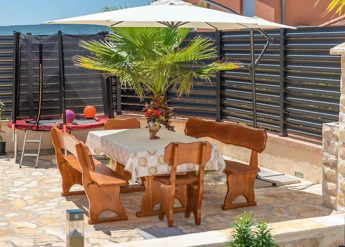 Apartment Maja With Private Pool *